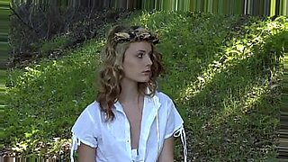 girls-loosing-verginity-with-naughty-teen-sucking-a-huge-black-cock-free-porn